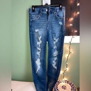 Aeropostale size 6 ripped high rise jeans